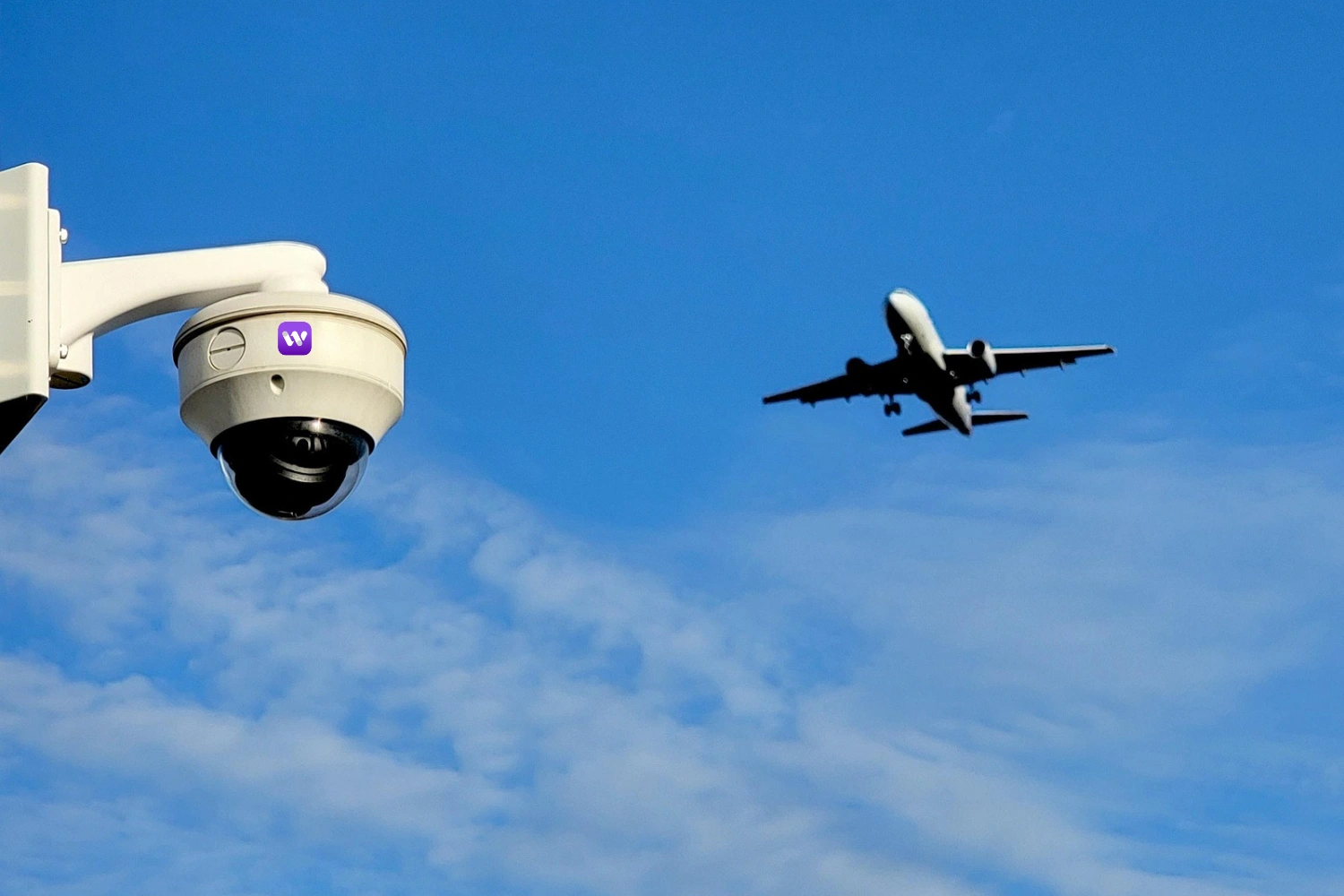 Dome Κάμερα Ασφαλείας με Βραχίονα